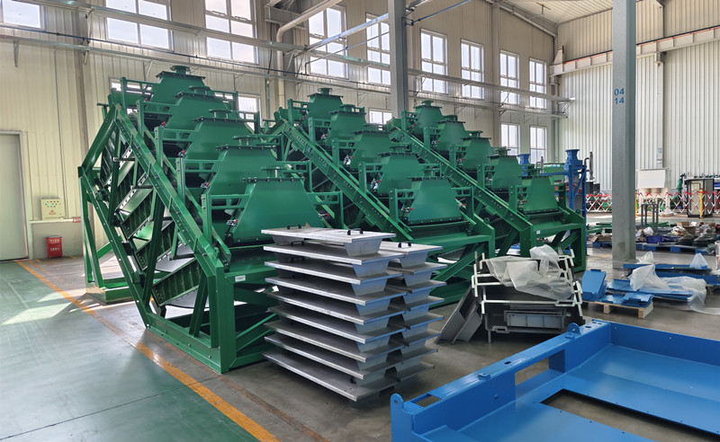20250429 Stack vibrating screen