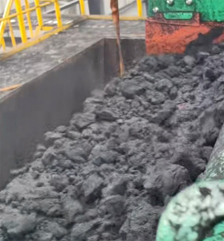 中型脱水筛脱水筛出料端物料